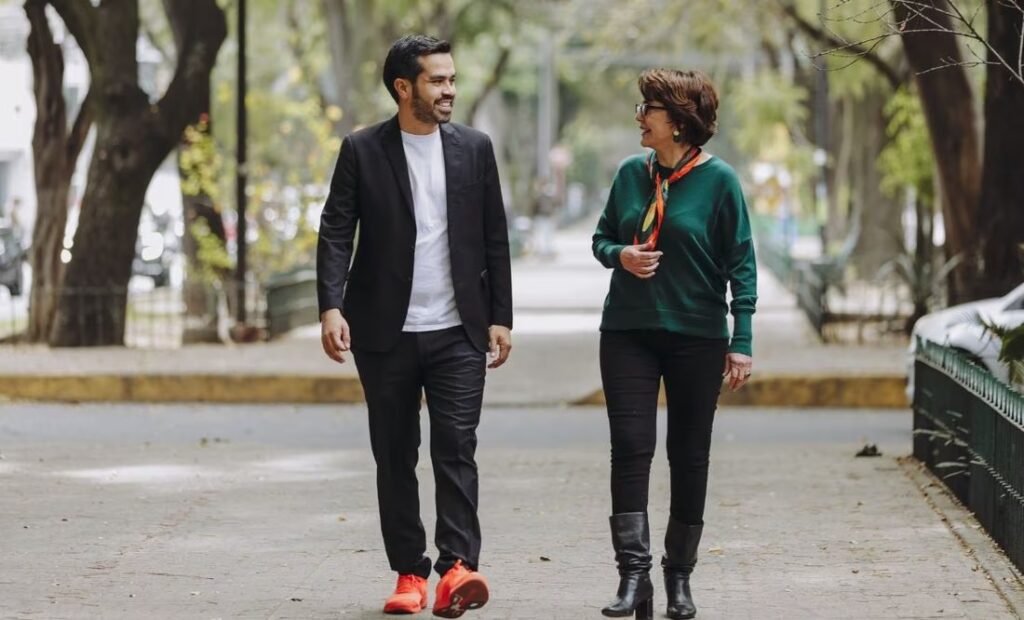 5FZWDLQDLVHGFA2WKLNUAZMJA4