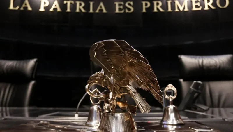 mujer-sucedera-cargo-gerardo-fernandez_