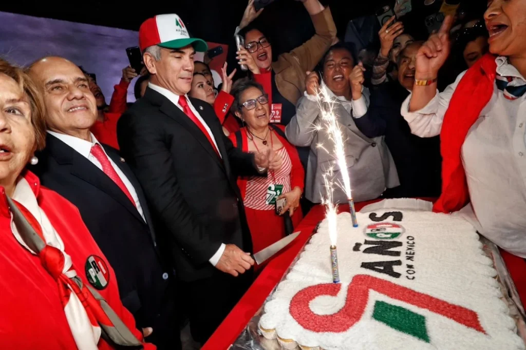 en-su-97-aniversario-el-pri-llama-a-accion-nacional-y-a-mc-a-mantener-alianza-opositora